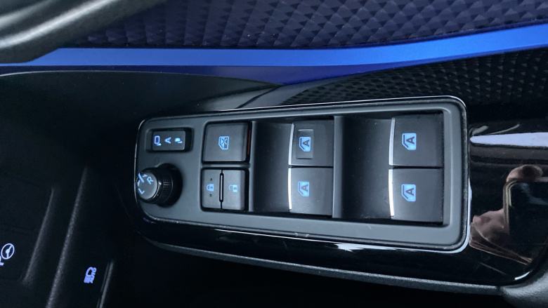 Toyota C-HR 1.8 Hybrid Dynamic 5dr CVT Hybrid Hatchback